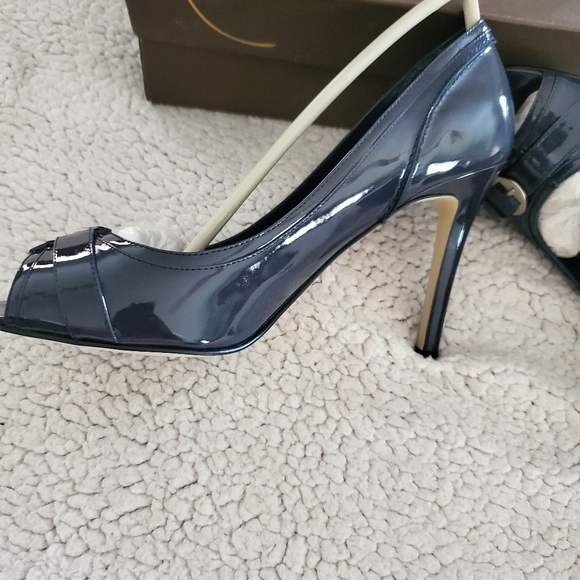 NIB Enzo Angiolini women Patent Leather size 8 1/2 M high stiletto heels - Picture 2 of 10
